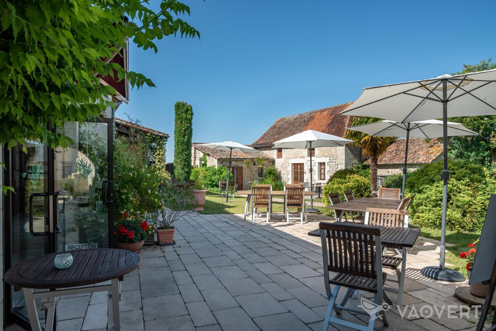 Le Pigeonnier Du Perron Hotel Availles-en-Chatellerault ภายนอก รูปภาพ