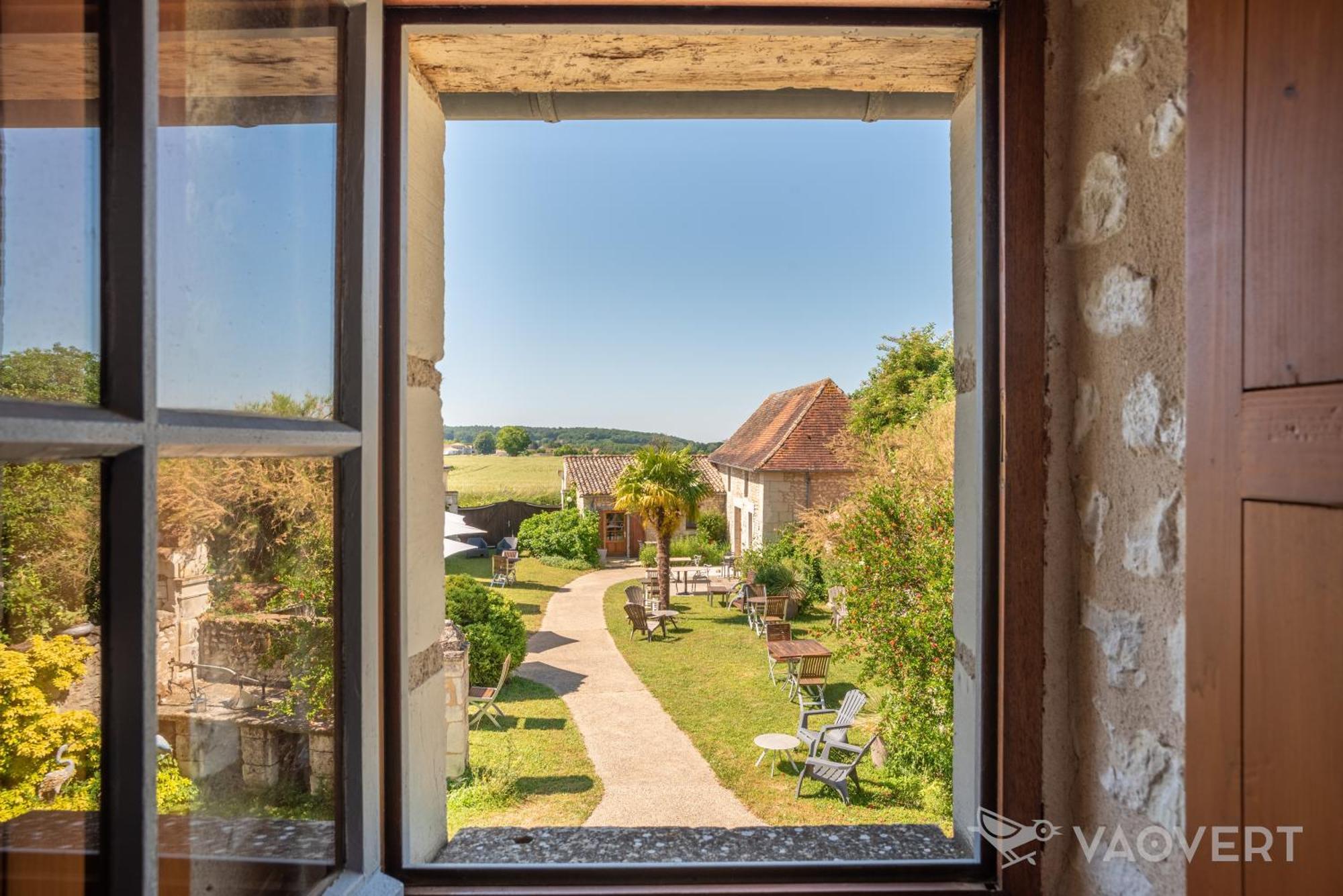 Le Pigeonnier Du Perron Hotel Availles-en-Chatellerault ภายนอก รูปภาพ