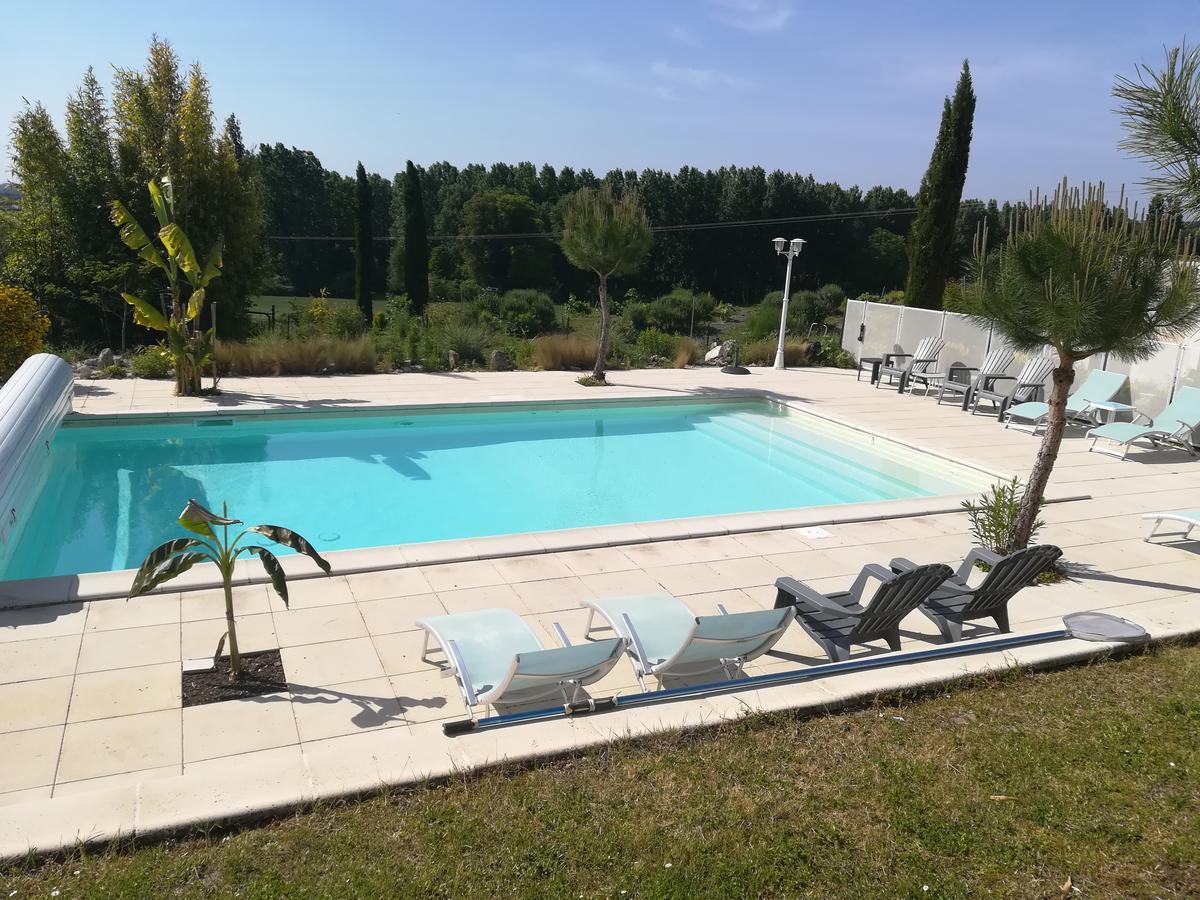Le Pigeonnier Du Perron Hotel Availles-en-Chatellerault ภายนอก รูปภาพ