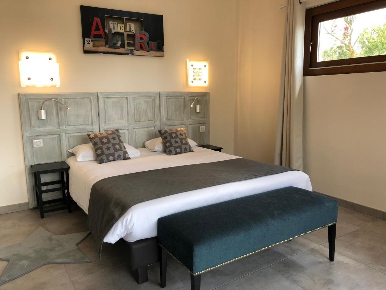 Le Pigeonnier Du Perron Hotel Availles-en-Chatellerault ภายนอก รูปภาพ