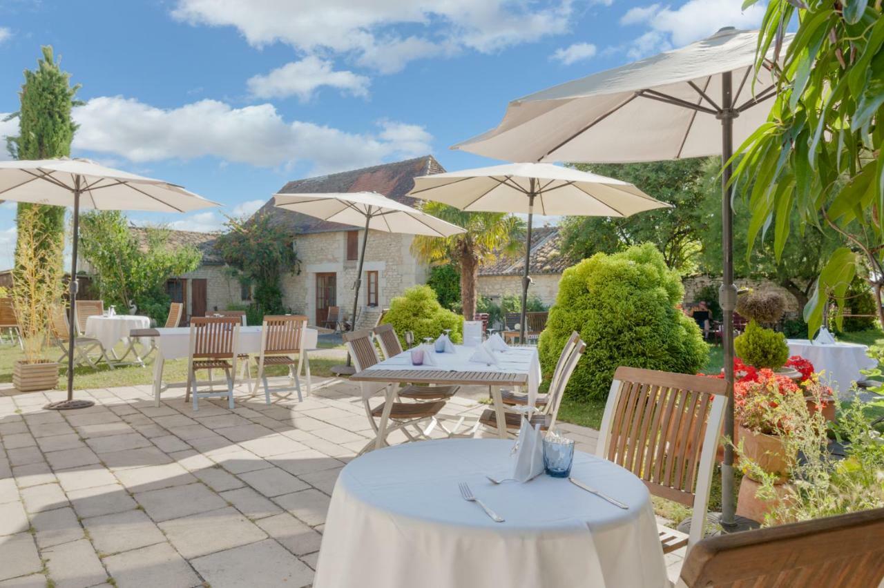 Le Pigeonnier Du Perron Hotel Availles-en-Chatellerault ภายนอก รูปภาพ